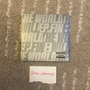 ateez digipack - säljer detta US exclusive the world ep.fin: will digipack utan photocards. Har några defekter (se bilder)