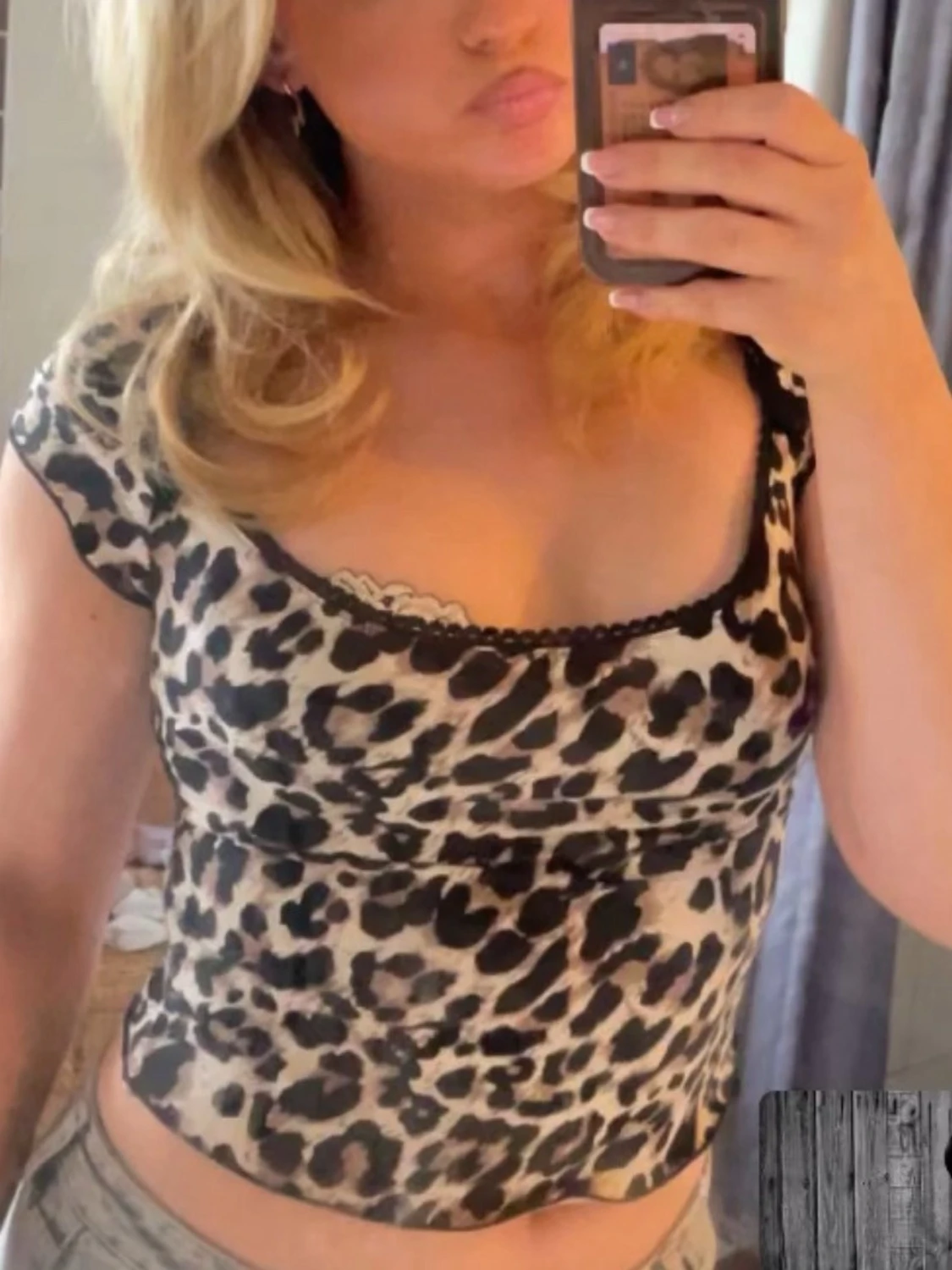 Leopardmönstrad croppad topp