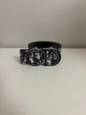 Dior bälte - Helt nya, skickas inom kort tid