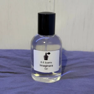 Imaginara  - Denna doft är en väldigt fräsch citrus doft. Passar perfekt till sommaren. Denna doft påminner om LV imagination. 