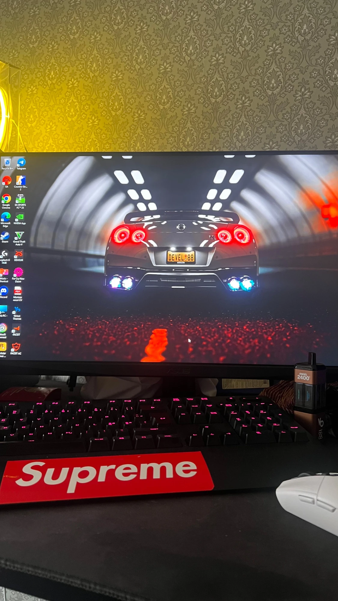 ASUS ROG Strix GL10CS Gaming Desktop - 2