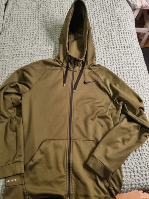 Hoodie Nike - Nike Hoodie.  Fast pris 