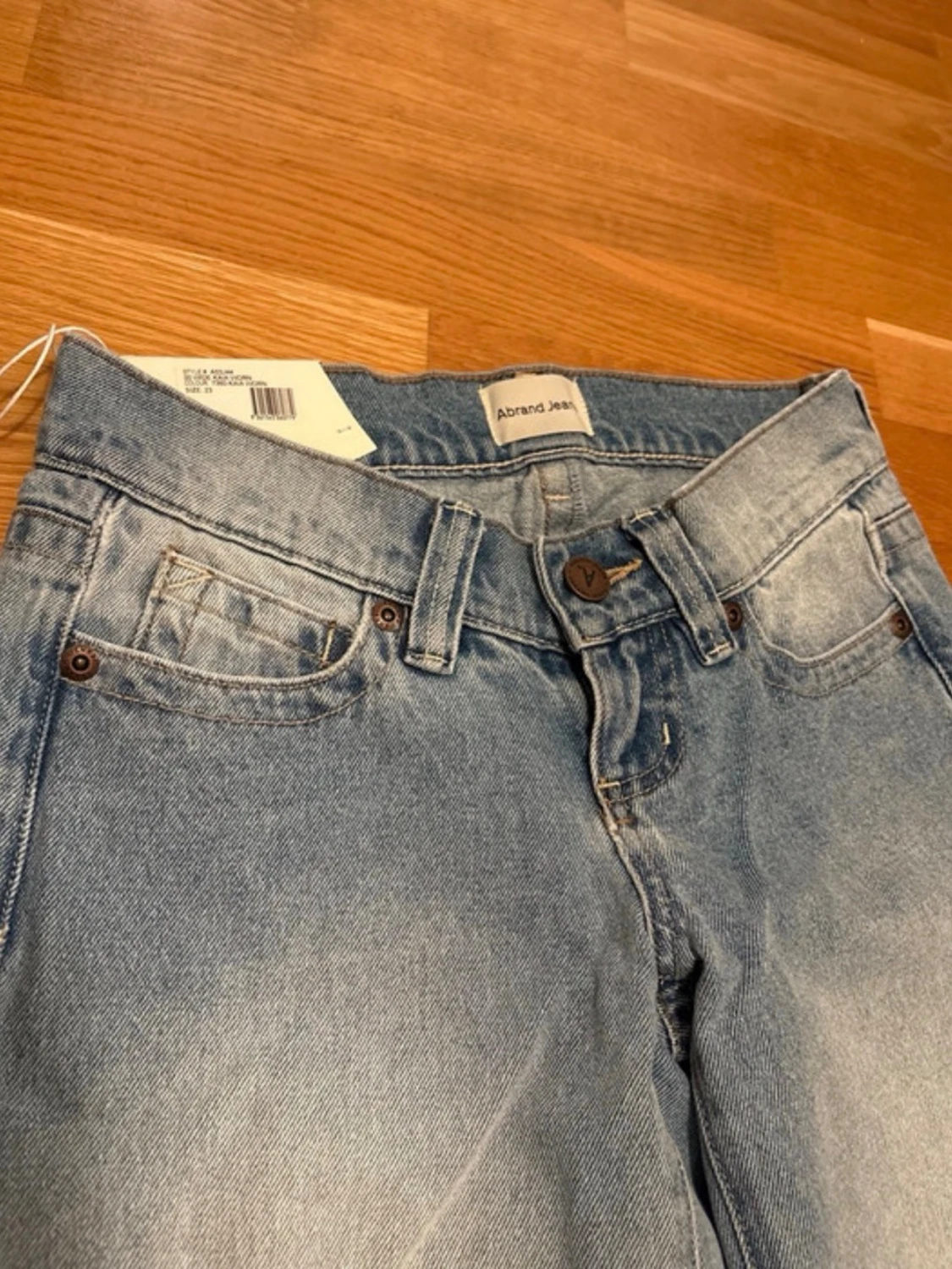 Ljusblå wide jeans  - 1