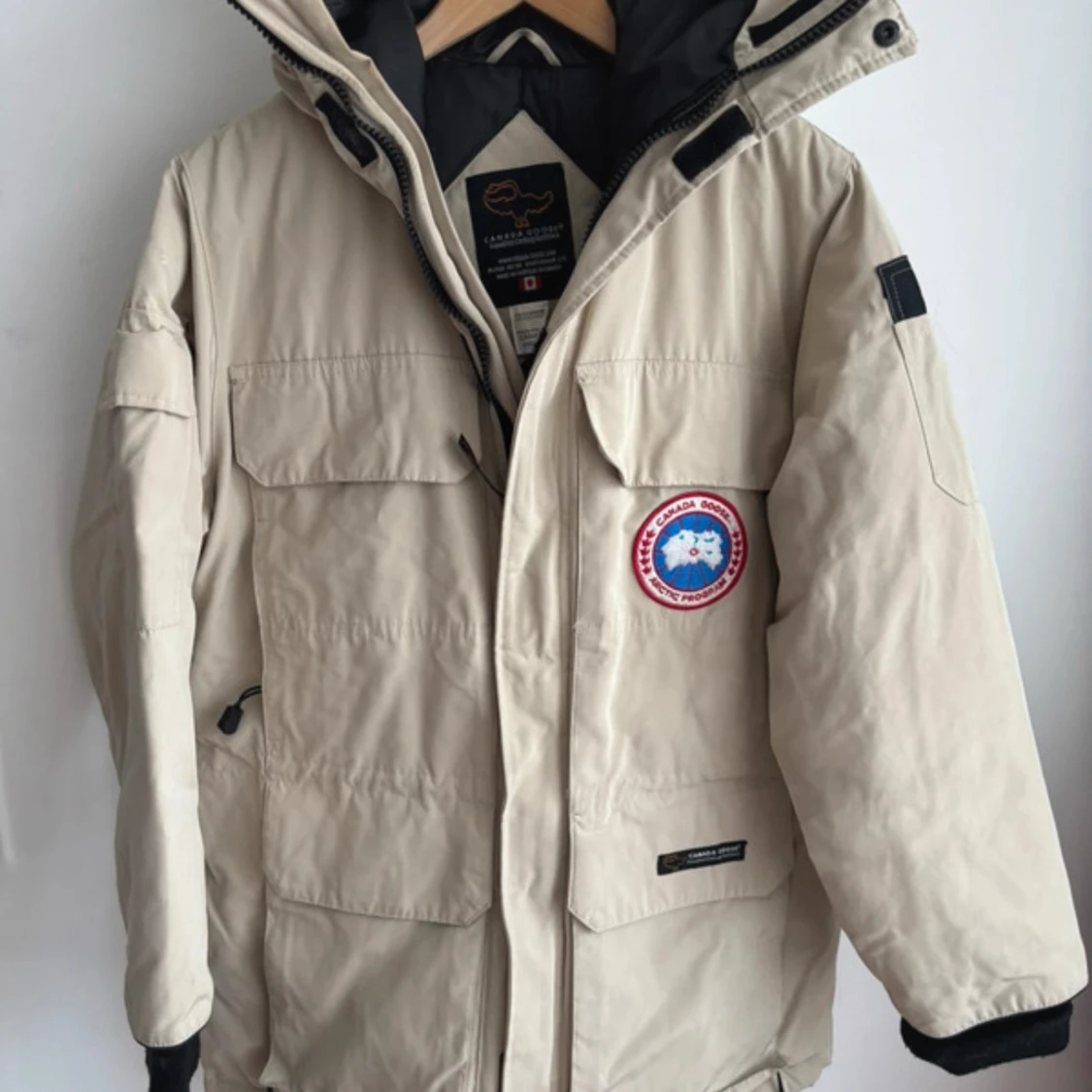 Beige Canada Goose dunjacka XXS