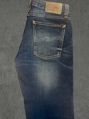 Nudie jeans 29/30 - • Riktigt bra skick • Storlek 29/30 • Modell Skinny Lin • Skön passform • Hög kvalité Hör av dig vid funderingar✅