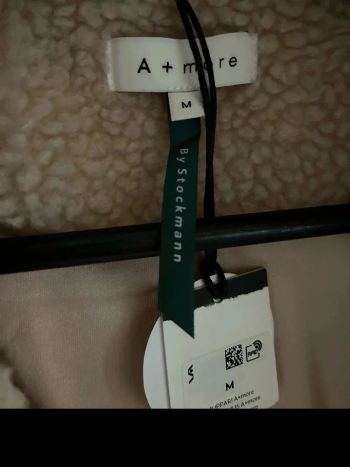 Beige teddyjacka från A+more - 4