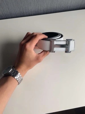 Vit bälte  - 10/10 skick