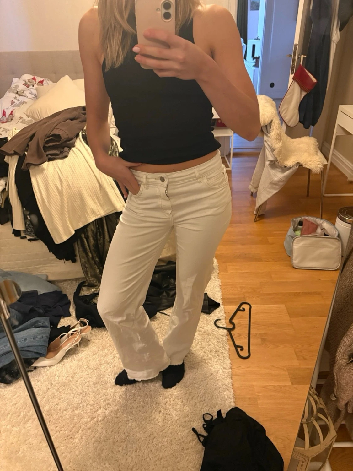 Vita raka jeans från Massimo Dutti