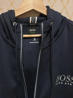 Boss hoodie tröja helt ny - Boss hoodie tröja helt ny 