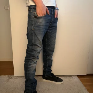 Tiger of Sweden jeans - Tiger of Sweden jeans, de fetaste jeansen på marknaden för det priset! Modell: evolve. Storlek:W26 L32