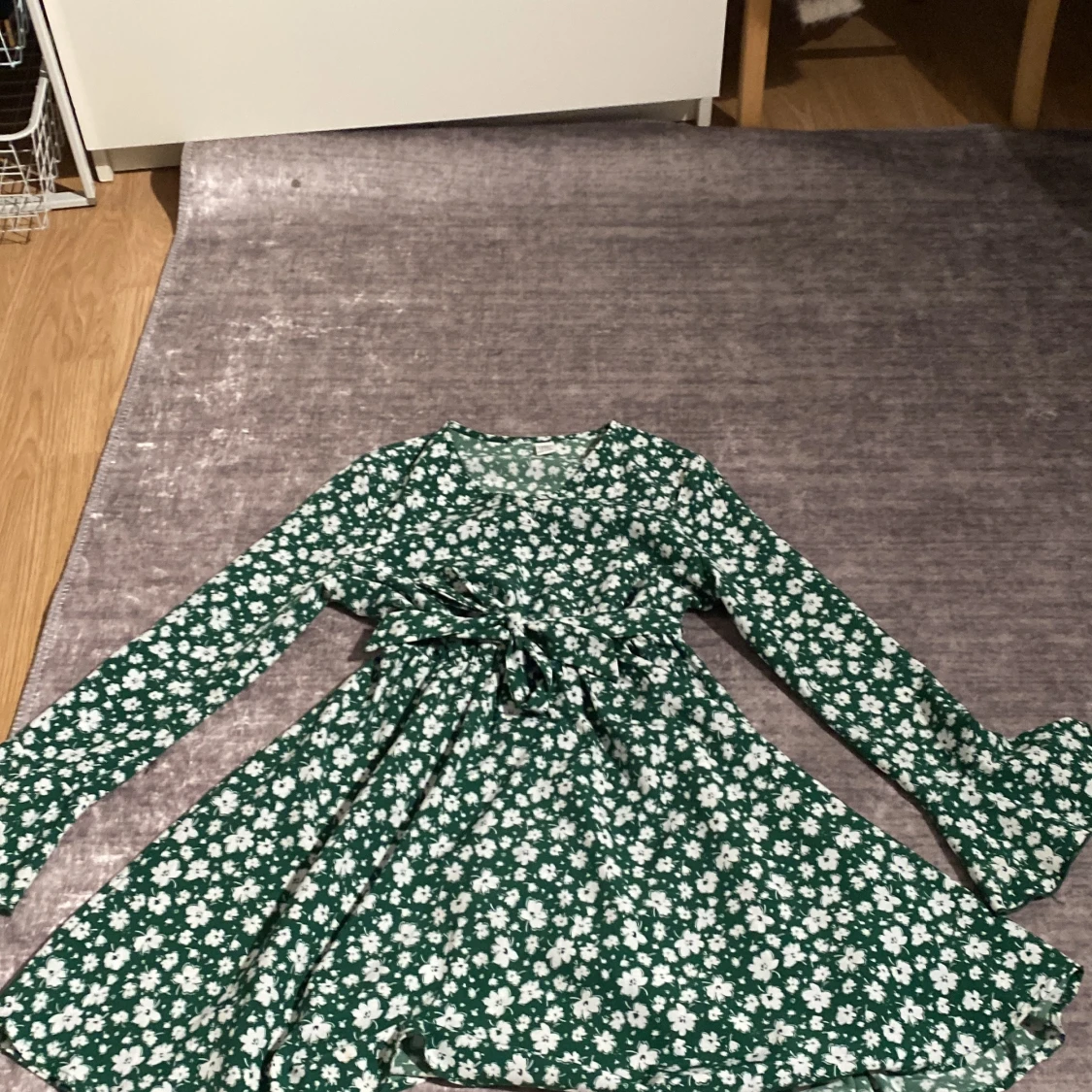 Grön blommig klänning från SHEIN