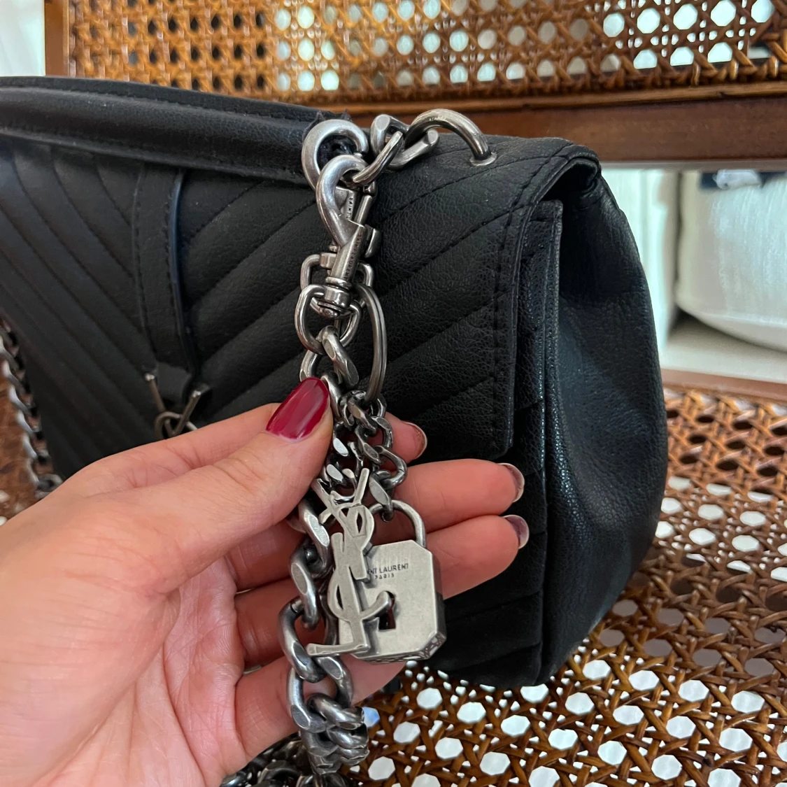 Svart quiltad axelväska från Saint Laurent YSL - 1