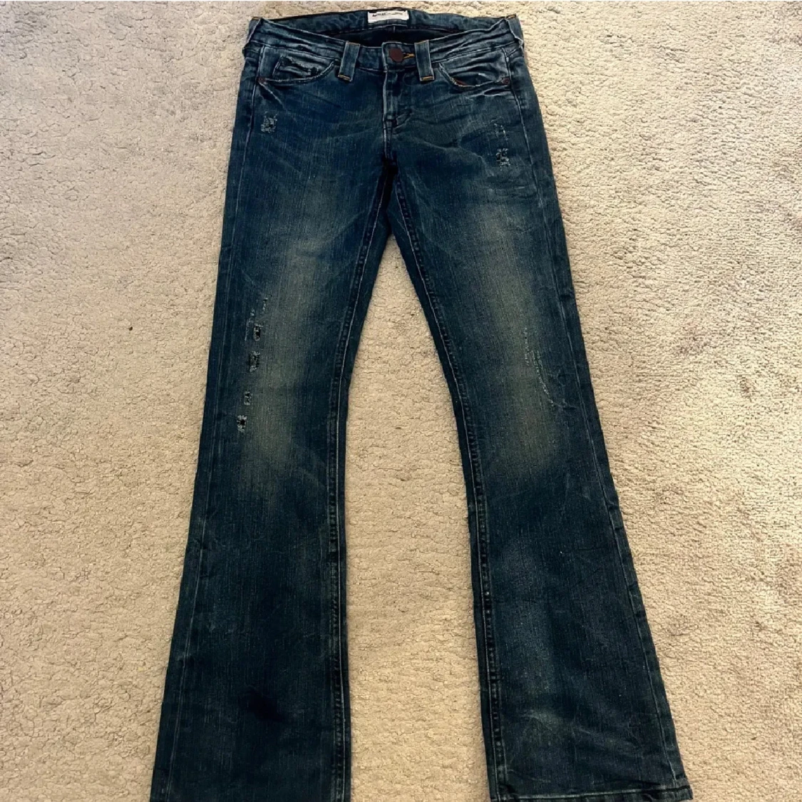 Lågmidjade bootcut jeans - 2