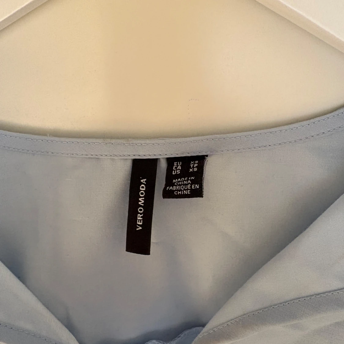 Ljusblå blus Vero Moda - 1