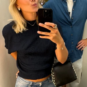 Zara topp - Zaratopp för 60 kr!