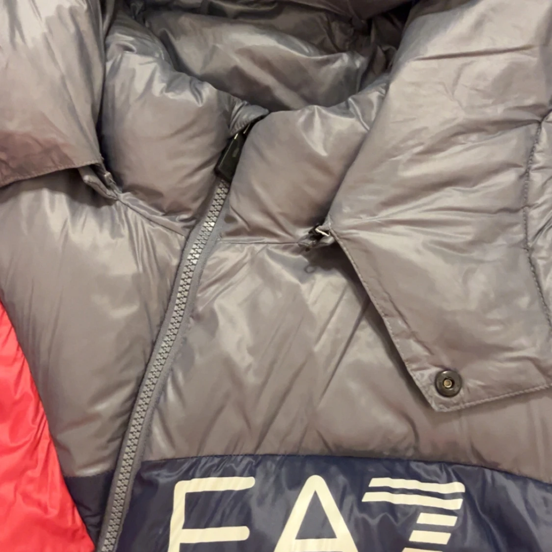 Flerfärgad pufferjacka från Emporio Armani - 1