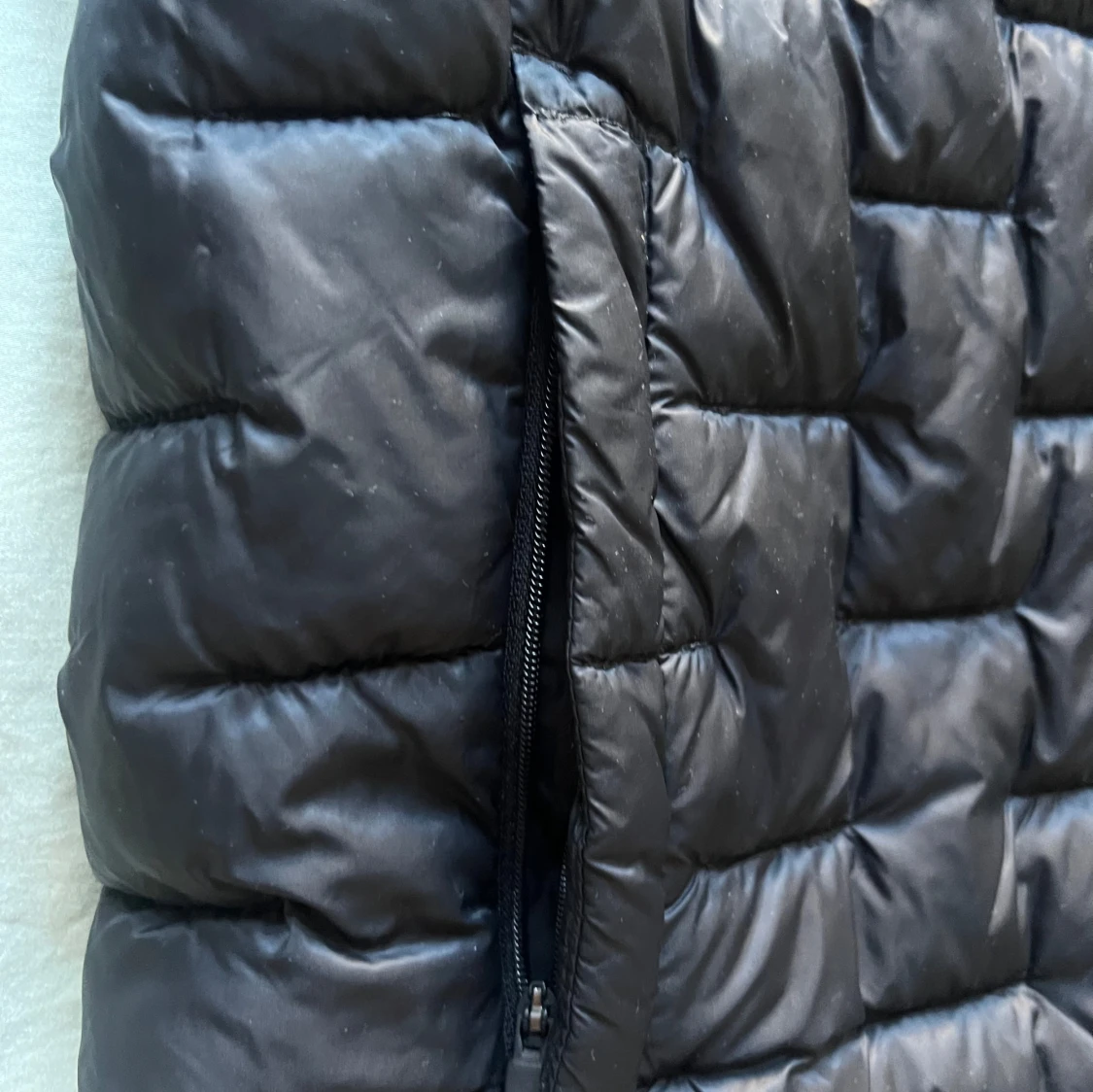 Svart pufferjacka från Everest - 1
