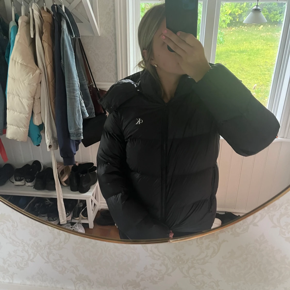 Svart pufferjacka från Calvin Klein - 3