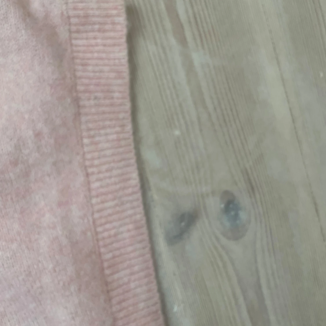 Ljusrosa kofta från Nelly i stickat - 3