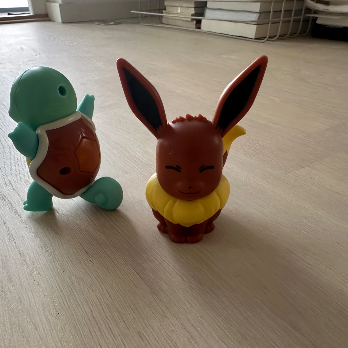 Pokémon McDonald's 2016 Squirtle & Eevee Figurines - 2