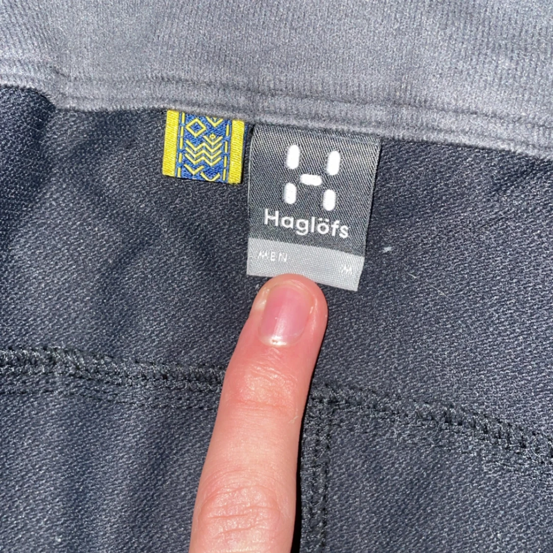 Svarta friluftsbyxor från Haglöfs M - 2