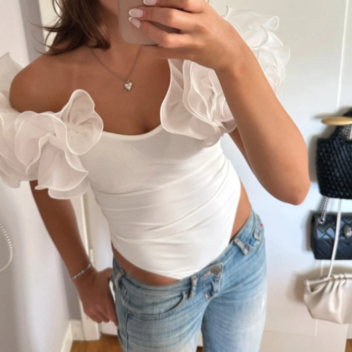 Vit offshoulder topp med puffärmar - 2