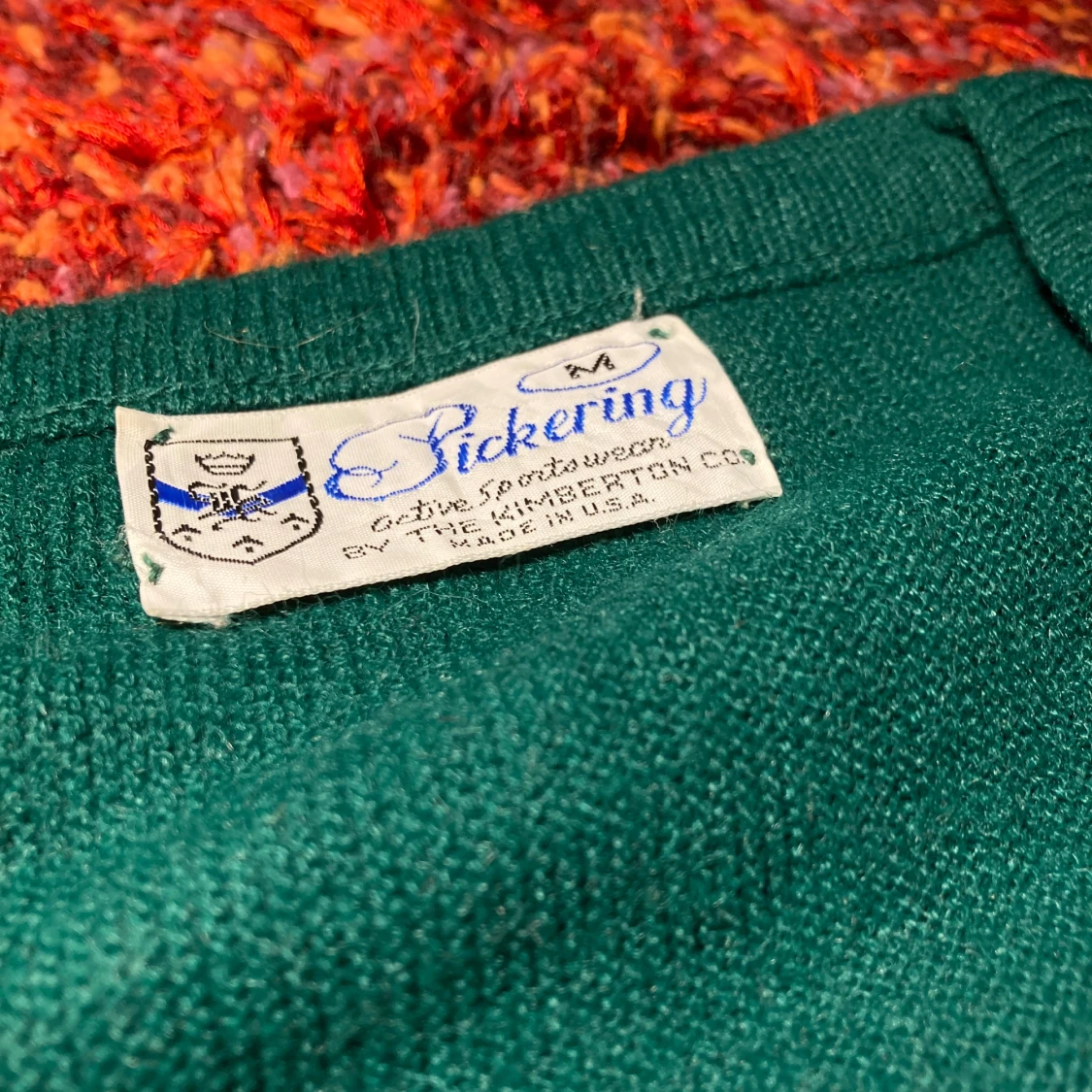 Grön v-ringad tröja från Pickering - 1