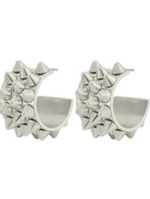 Eblad örhängen - Säljer mina edblad örhängen!! Har aldrig använt dem då de inte riktigt är min stil & fick dem i present!! Pris kan diskuteras vid snabb affär!