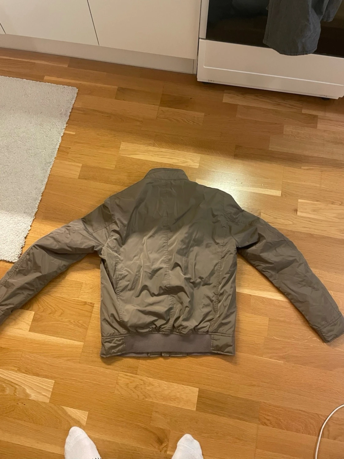 Brun bomberjacka från Massimo Dutti - 1