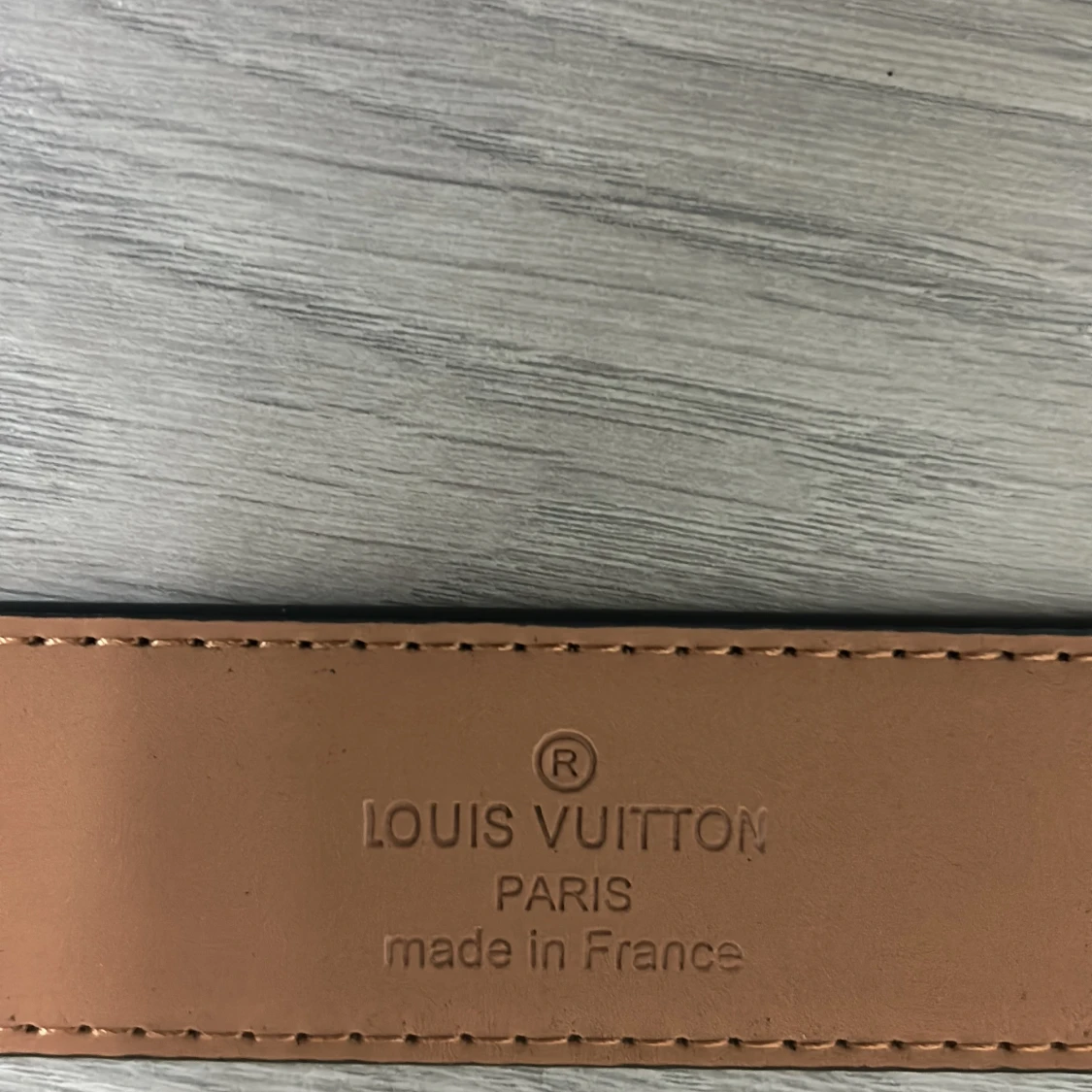 2 bälten från Lindex med L mönstrar - 3