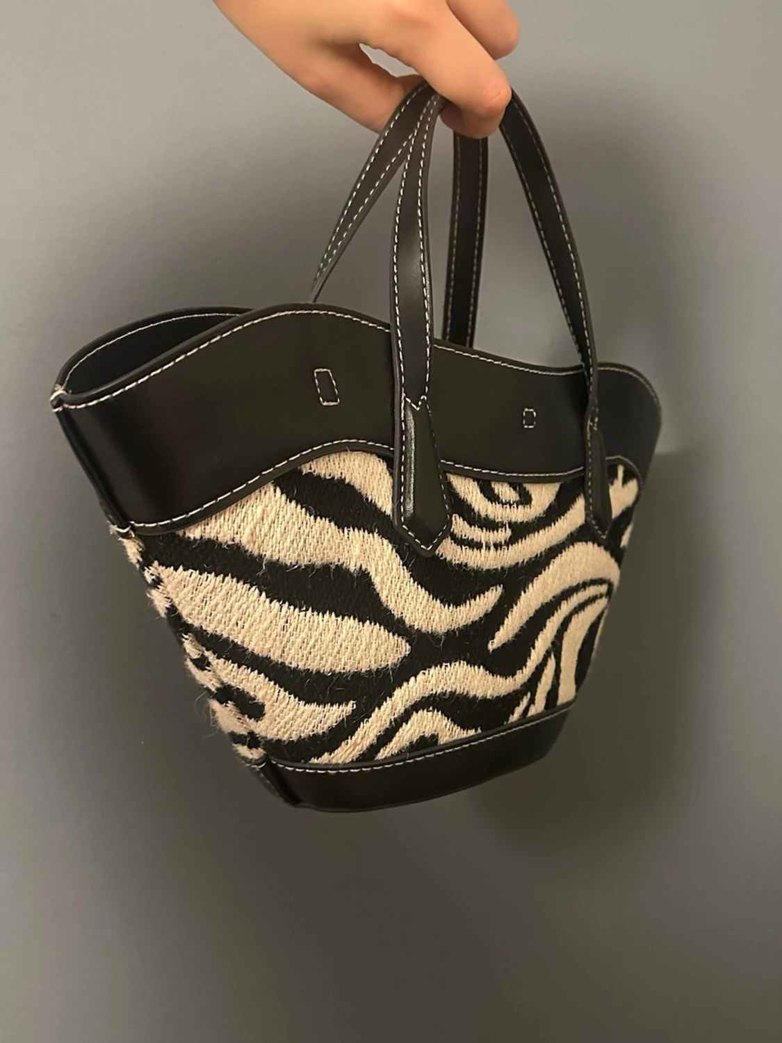Zebramönstrad handväska  - 1