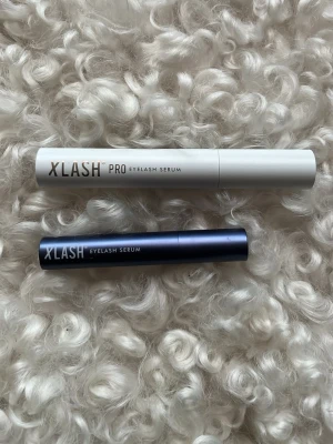 X-lash serum - Ögonfransserum från x-lash, endast använt den vita en gång och den blå är oanvänd, den vita är det 6 ml i och den lilla 1 ml
