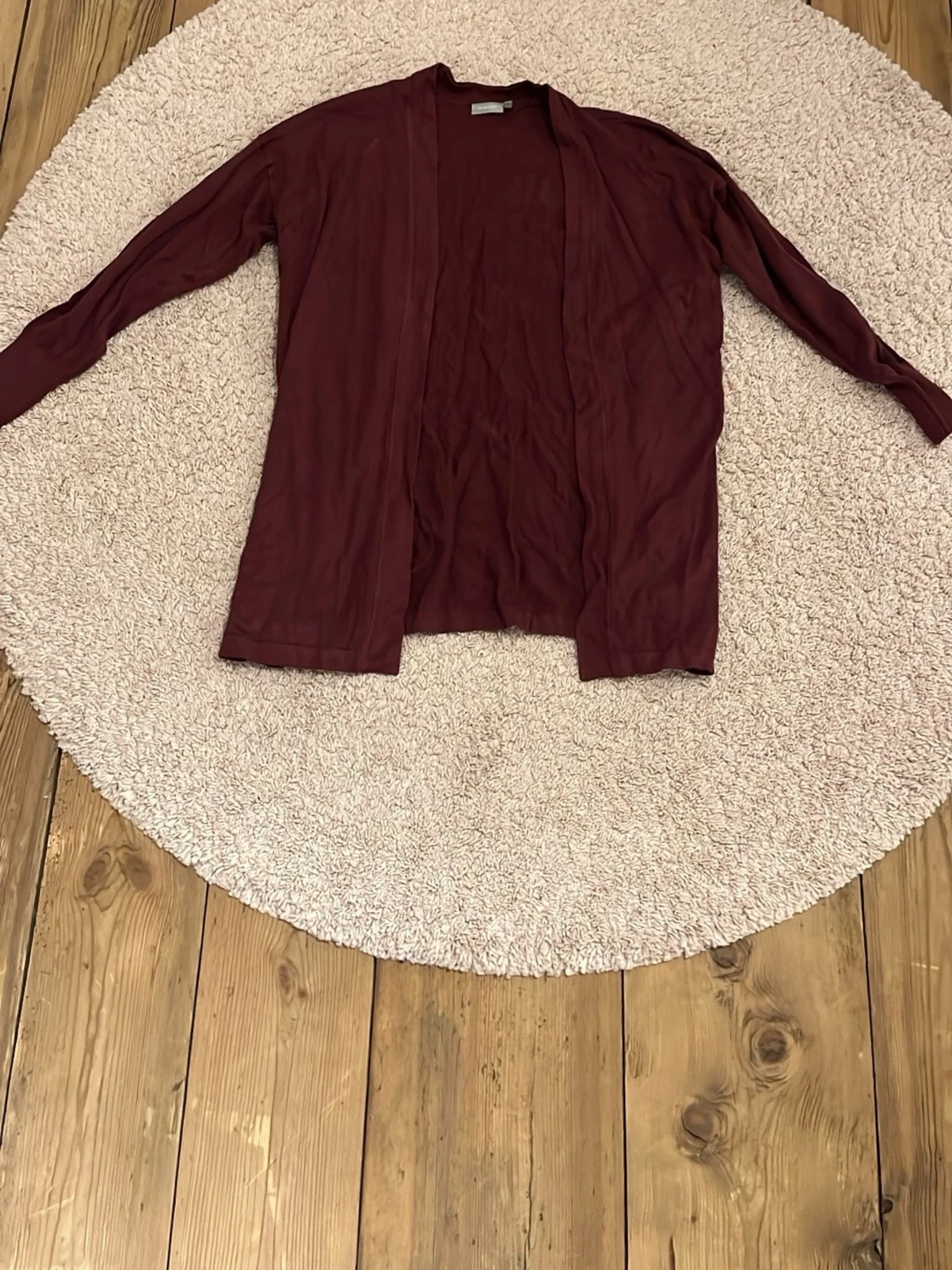 Vinröd kofta från Fransa, storlek L