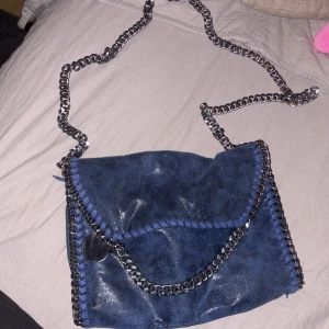 väska - skitsnygg men rensar min garderob