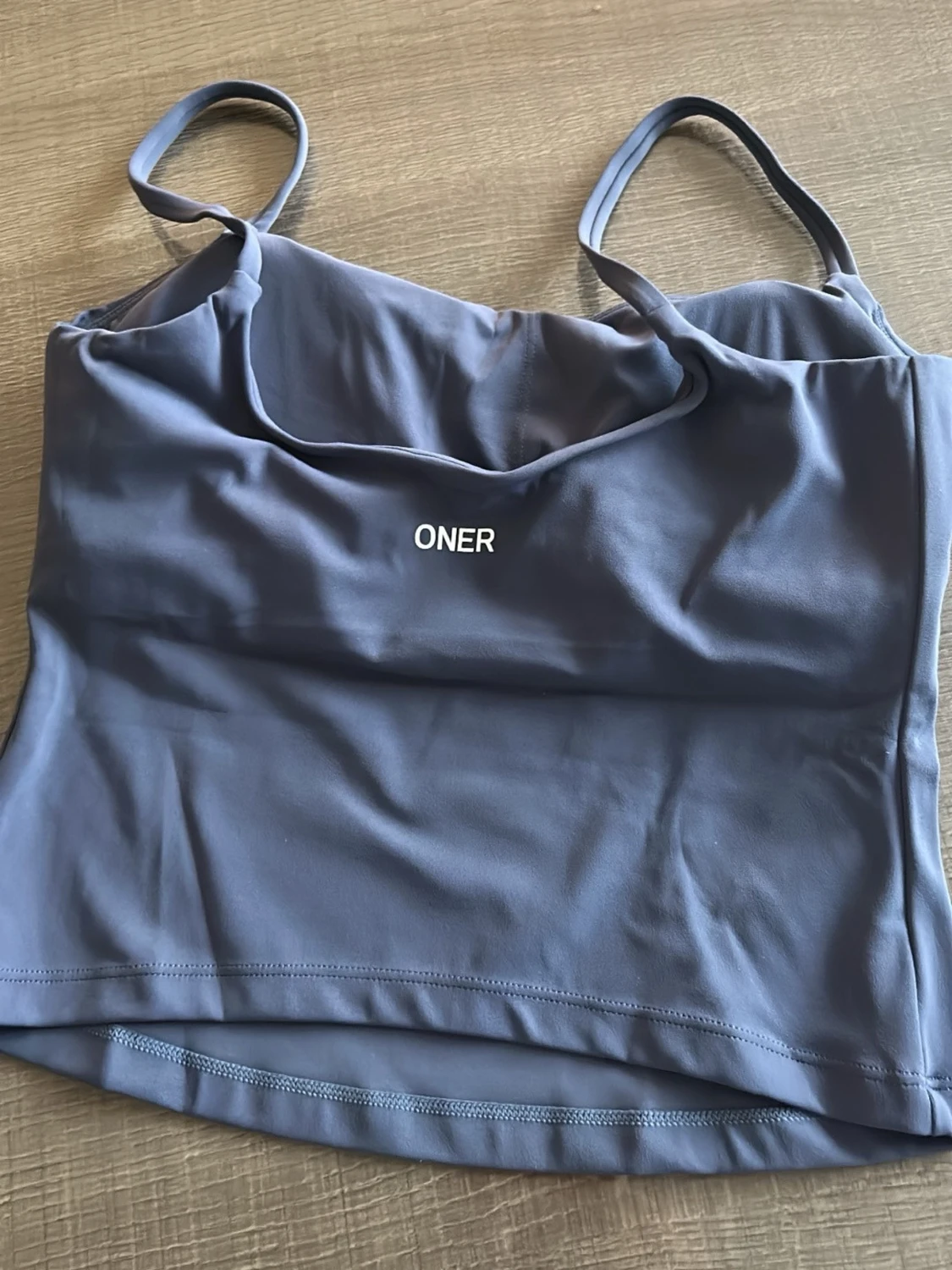 Blå topp Oner active