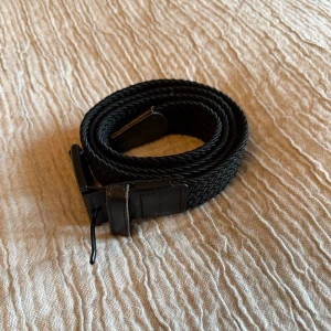 Flätat bälte - Svart flätat bälte 