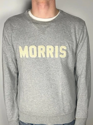 Morris tröja - Säljer en riktigt snygg och trendig Morris tröja i fint skick, storlek S, vid frågor är det bara att skriva //Gramenti