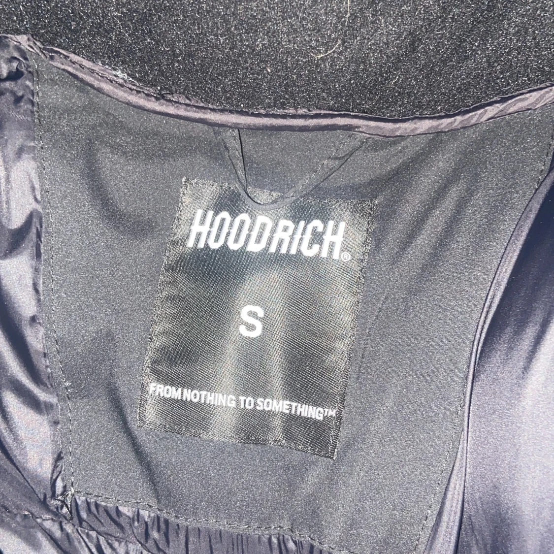 Svart pufferjacka från Hoodrich storlek S-M - 3