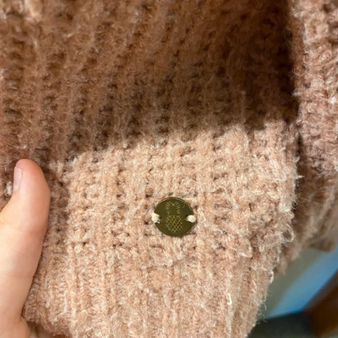 Rosa stickad tröja Pernilla Wahlgren - 2