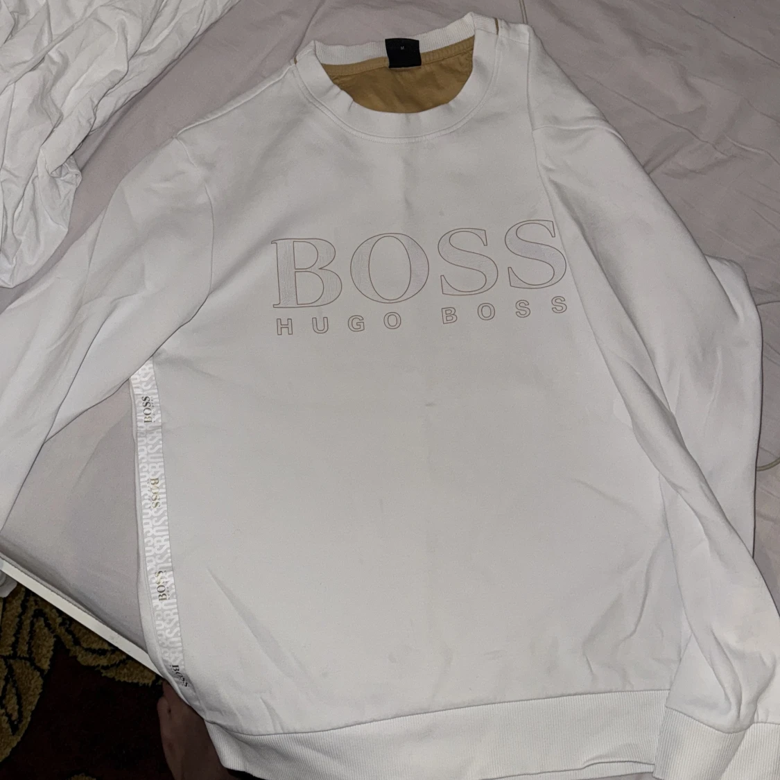 Vit sweatshirt från Hugo Boss M