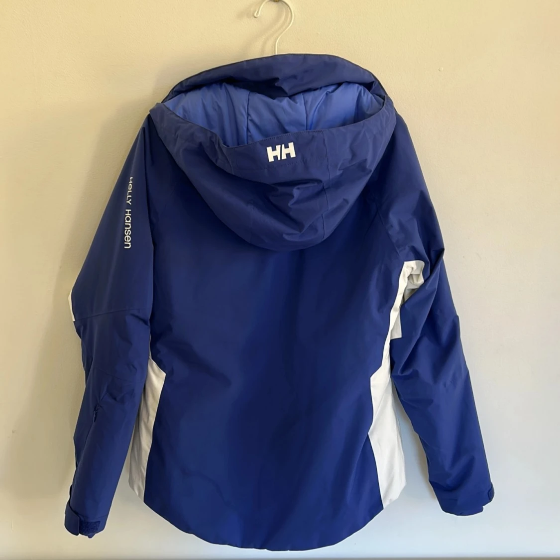 Blå Helly Hansen jacka  - 2