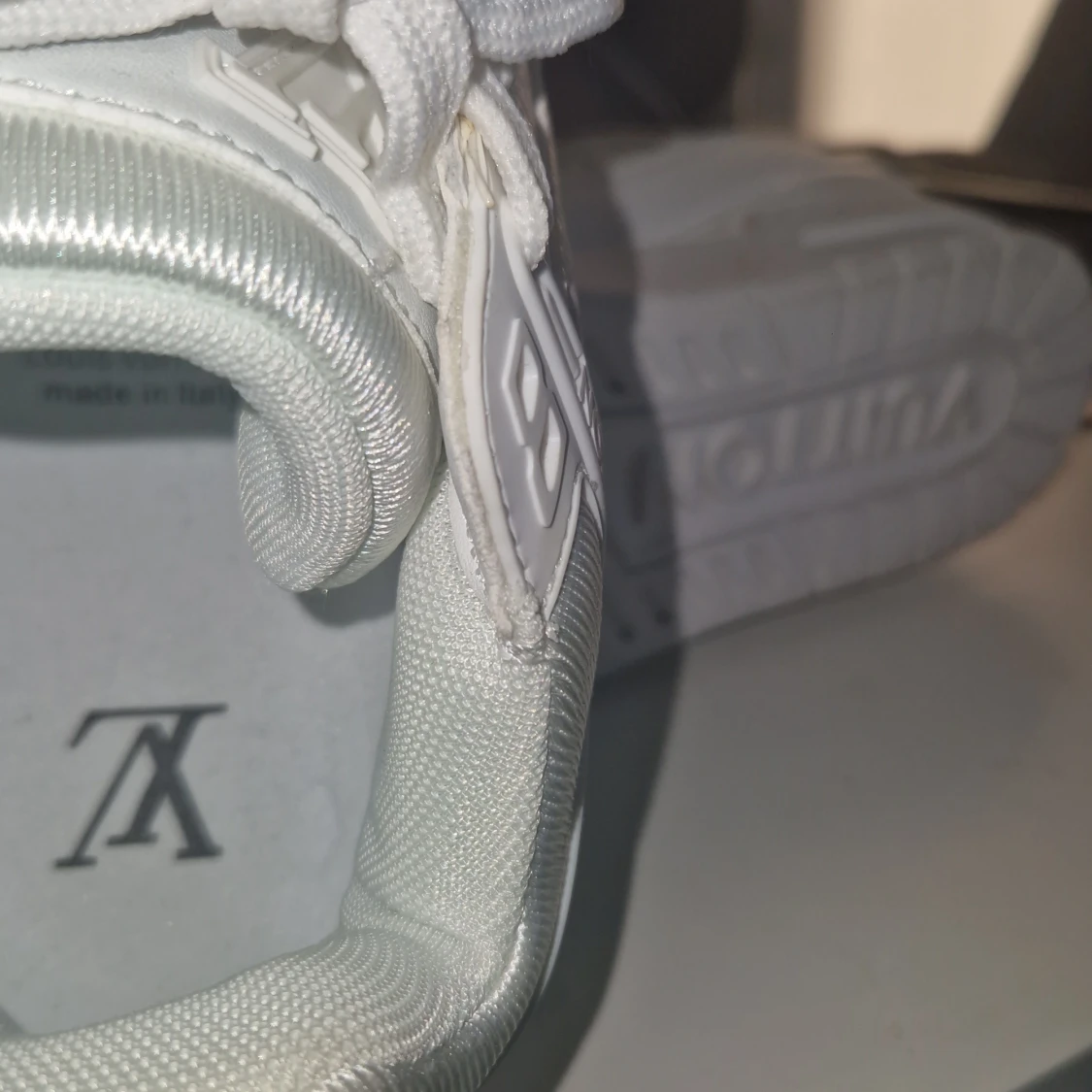 Vita Louis Vuitton sneakers. - 3