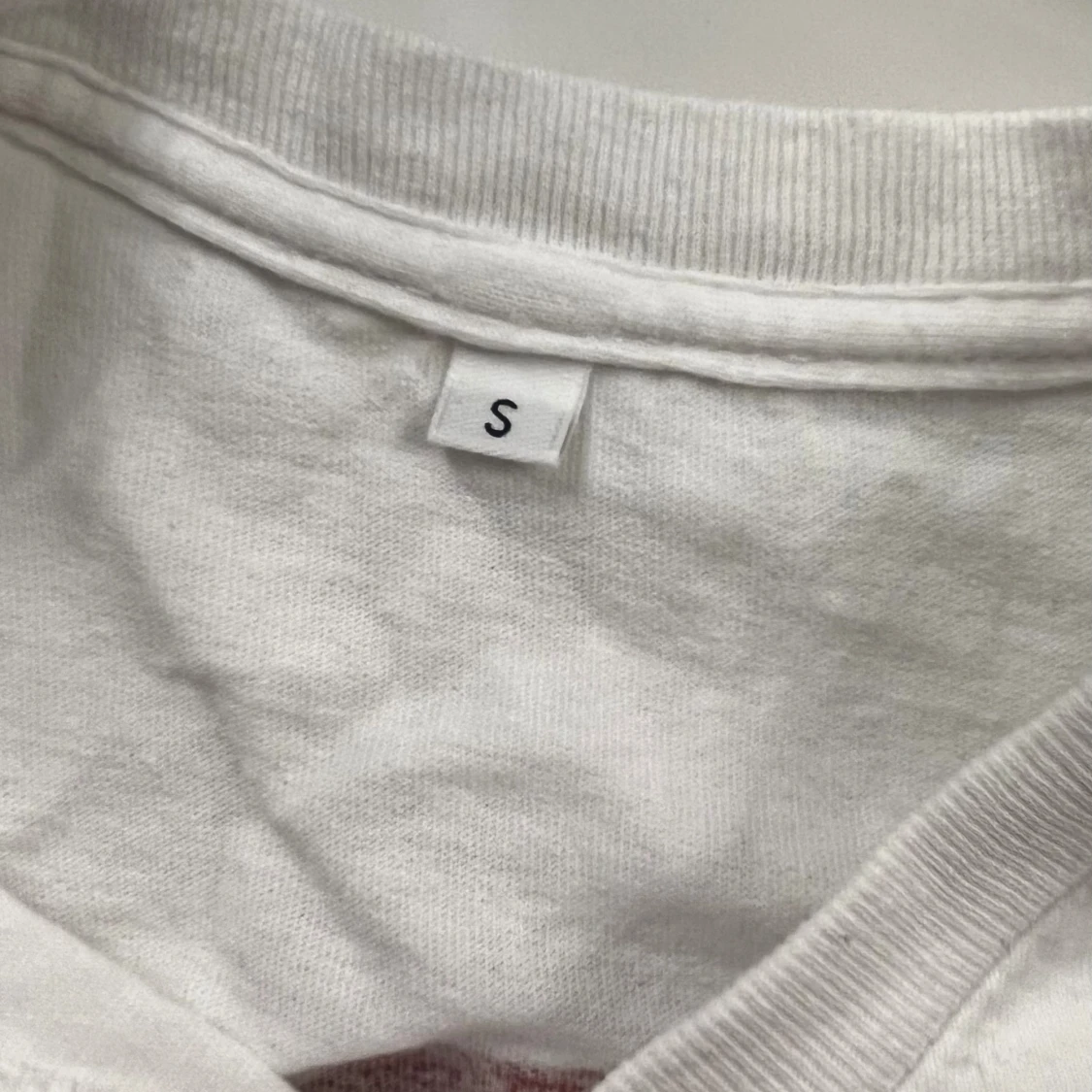 Vit Hov1 tour t-shirt med krona - 2