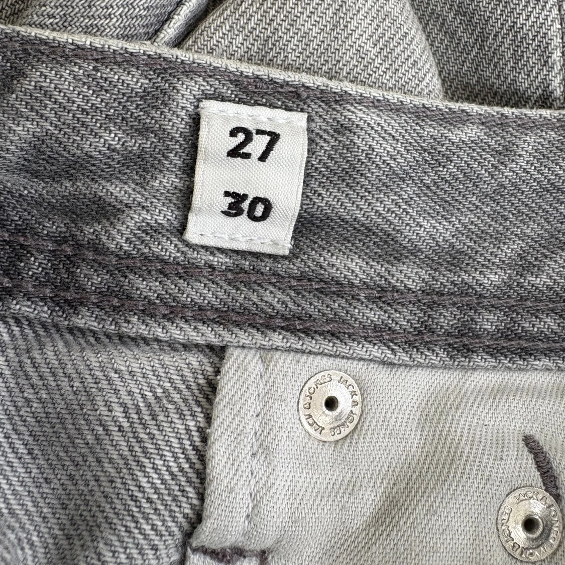 Grå jeans från Jack & Jones, 27/30 - 3