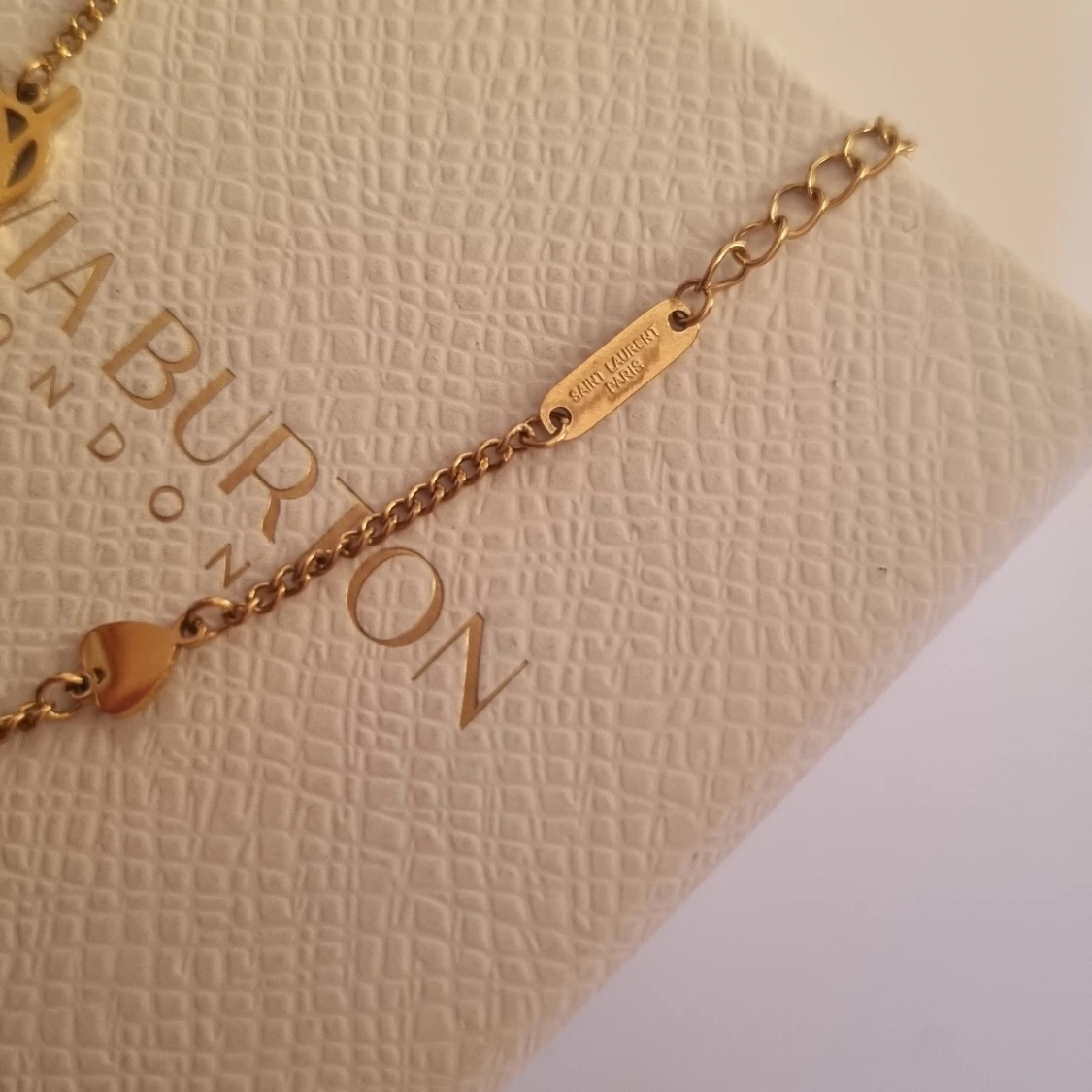 Guldarmband från Saint Laurent - 1