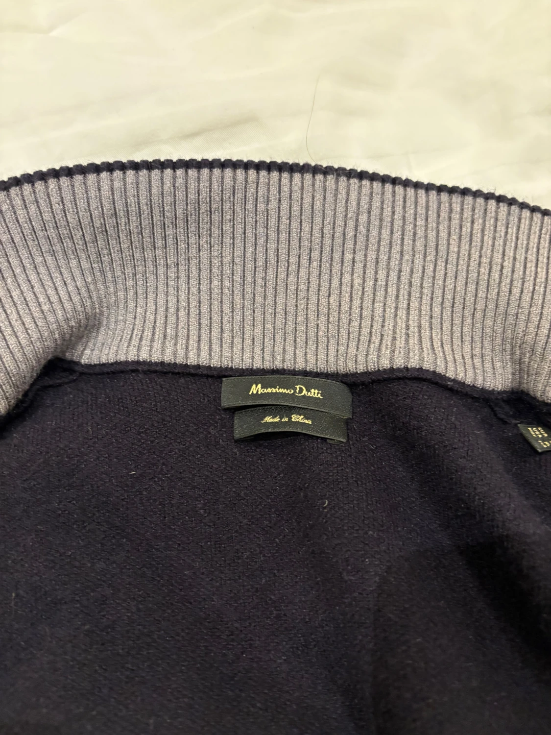 Svart XL kofta från Massimo Dutti - 2