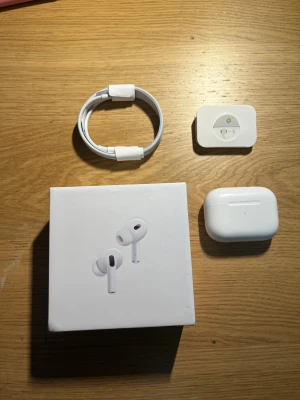 AirPods Pro generation 2  - Helt nya! Allt ingår. 
