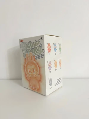 Lafufu - INTE ÄKTA!! Big Into Energy Lafufu