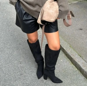 Stövlar Nelly - Helt oanvända, i orginalförpackning, stövlar från Nelly!