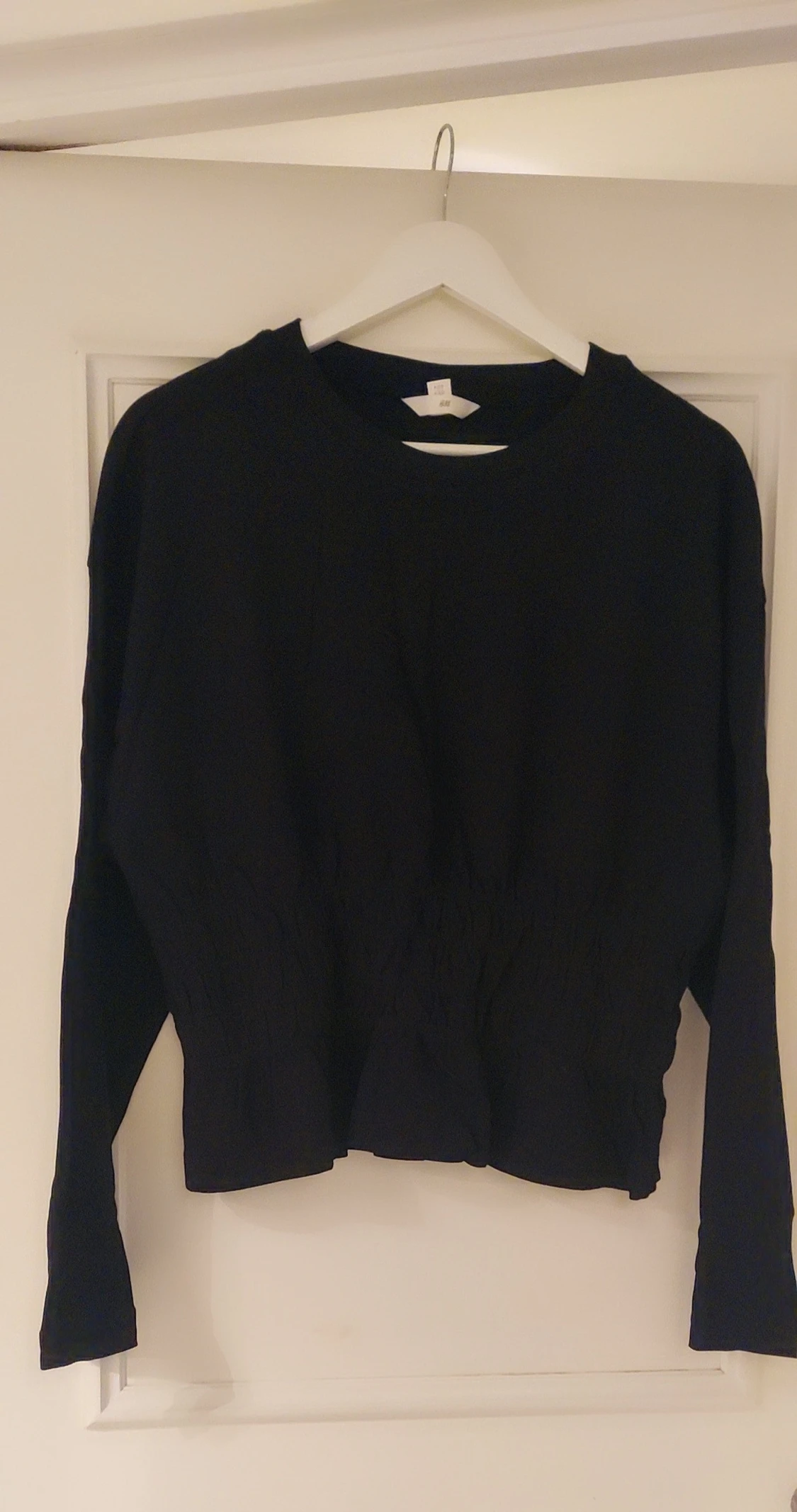 Svart croppad tröja från H&M - 2